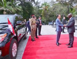 Alasan Presiden Joko Widodo Diminta Mundur Tentara Kenya di Upacara Penyambutan
