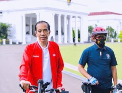 Mahasiswa minta Jokowi 3 periode saat ditanya soal kuis sepeda
