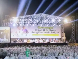 Ribuan Santri dan Kiai NU di Jawa Timur Dukung Prabowo sebagai Calon Presiden 2024
